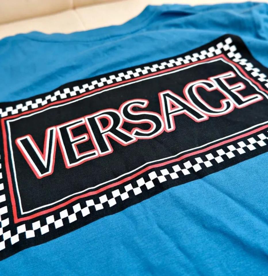Versace Mainline T-Shirt Top Medusa Print auf Front und