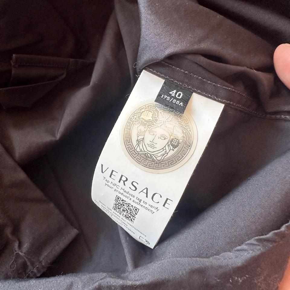 Versace Mainline Hemd Medusa Oro Baroque Italy NFC Tag
