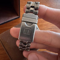 Tissot Uhr Titan T660 mit Original Band Swiss Made