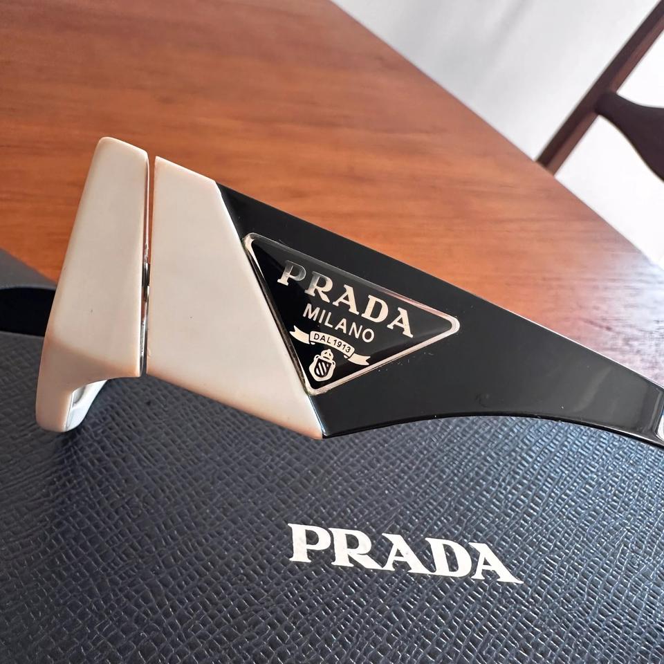 Prada Sonnenbrille 09ZS Glasses B/W triangle Logo Italy