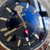 Versace Uhr GMT V-Code Diver Baroque Medusa Swiss CLG