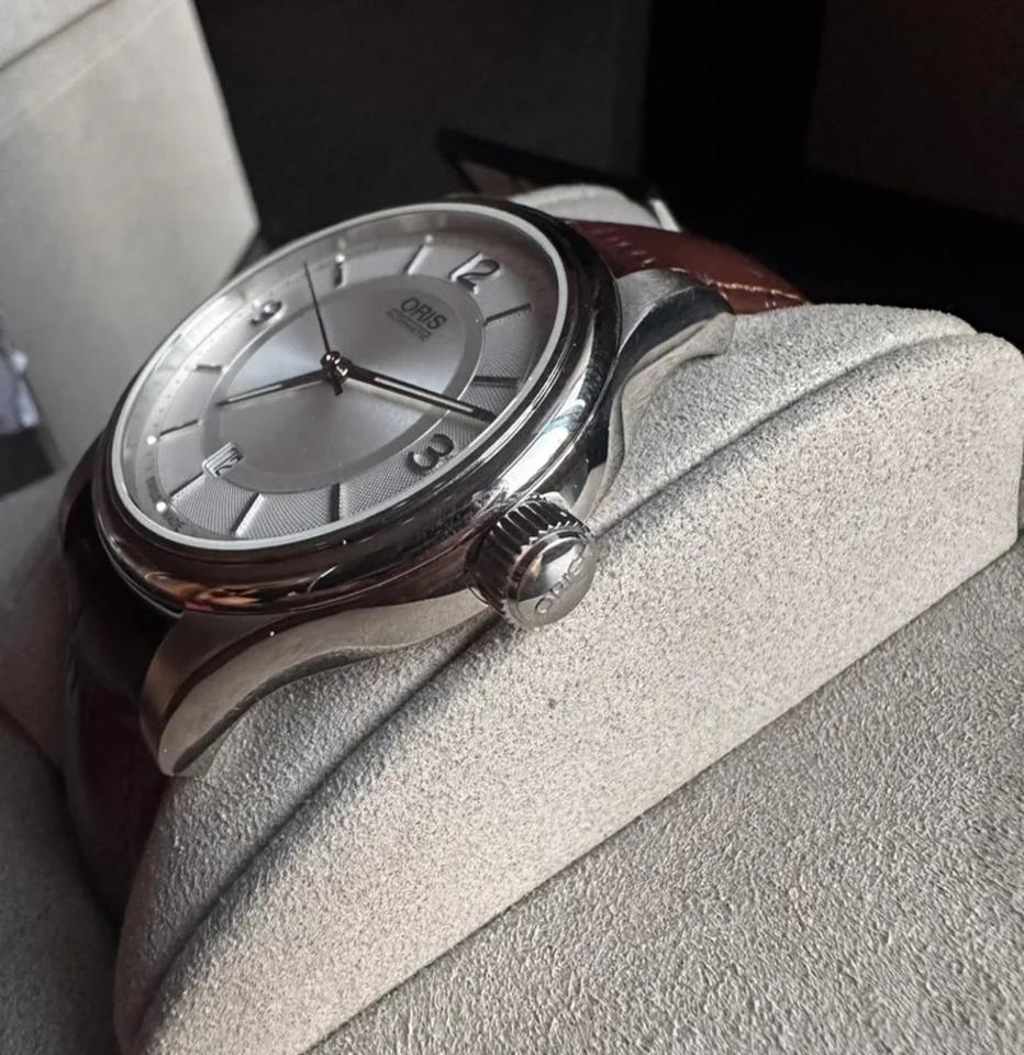 Oris Uhr Classic Date Automatik Swiss Made Full Set