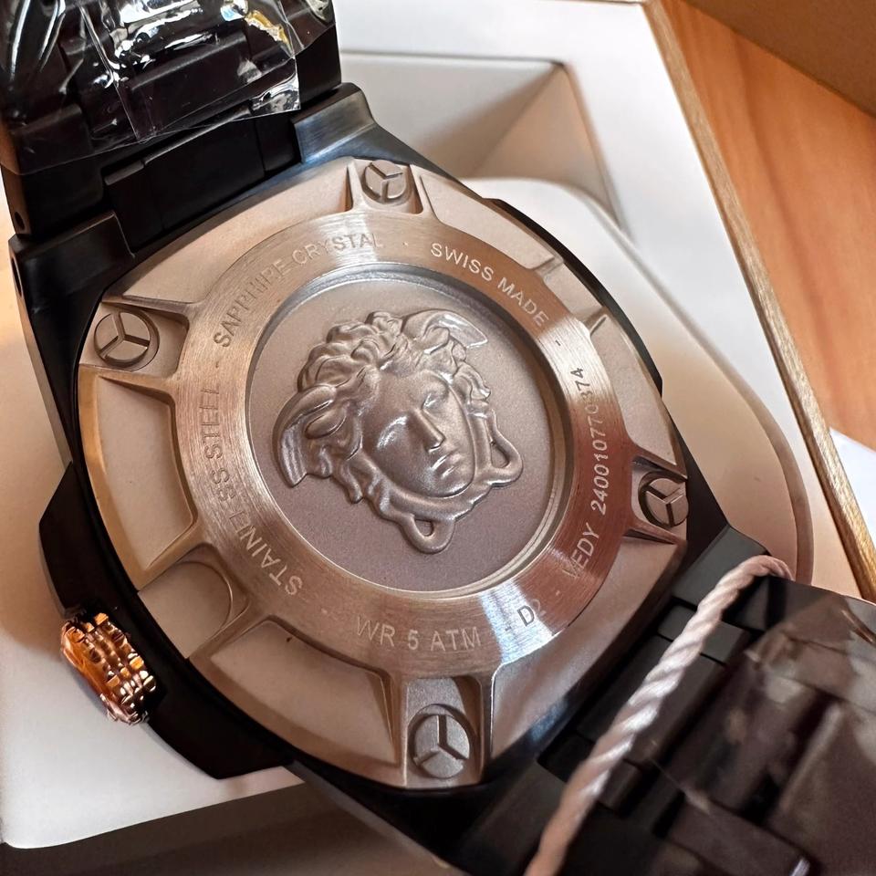 Versace Mainline Uhr Chain React Medusa 2 Chainz Swiss C
