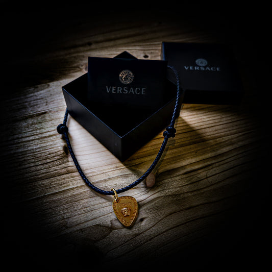 Versace Mainline Medusa Kette Gitarre Plektrum