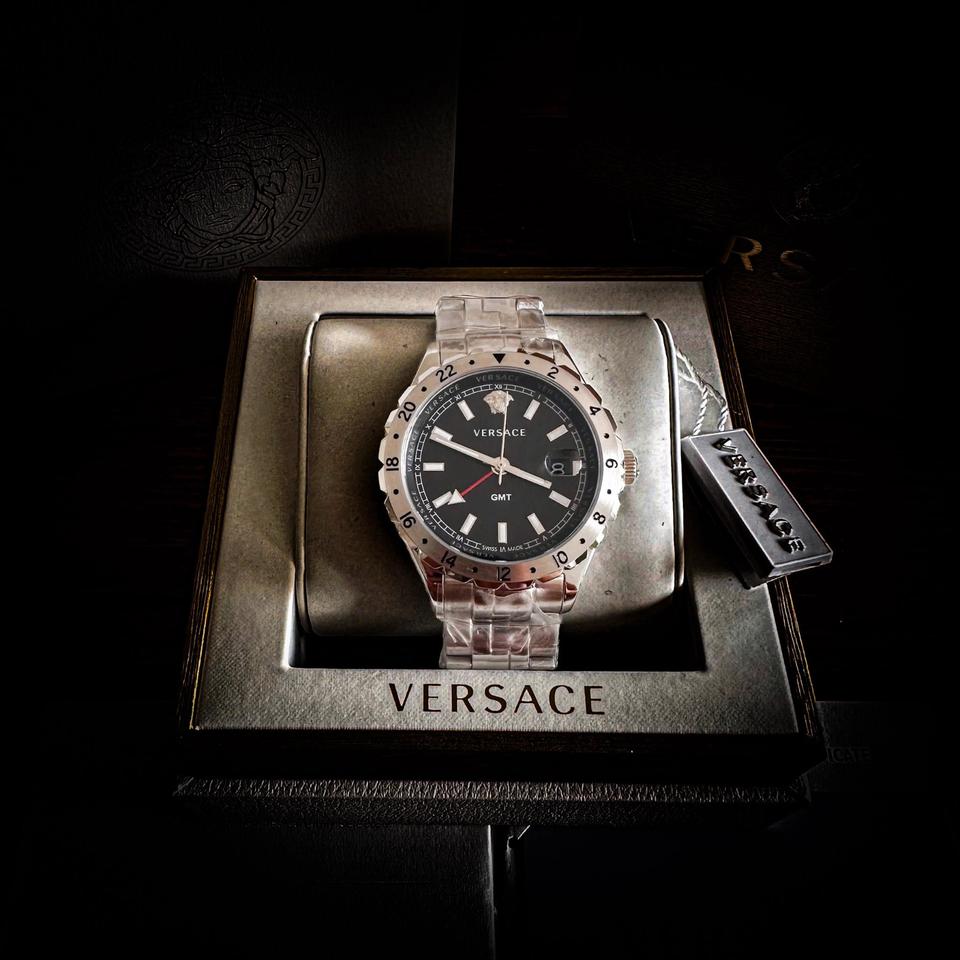 Versace Mainline Uhr GMT Hellenyium Medusa Baroque Swiss