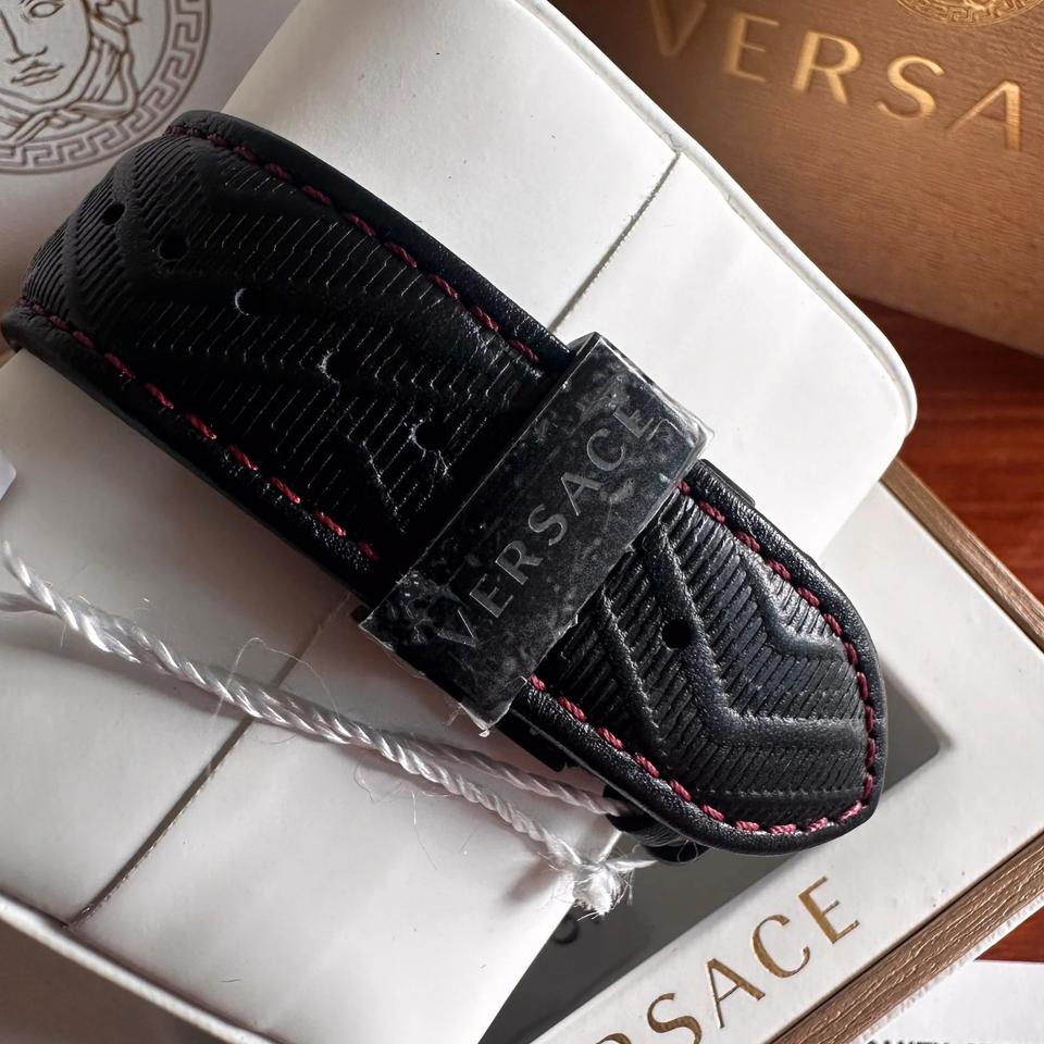 Versace Mainline Uhr Palazzo Empire Black on Black Medusa