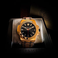 Versace Mainline Uhr Chain React Gold Medusa Swiss