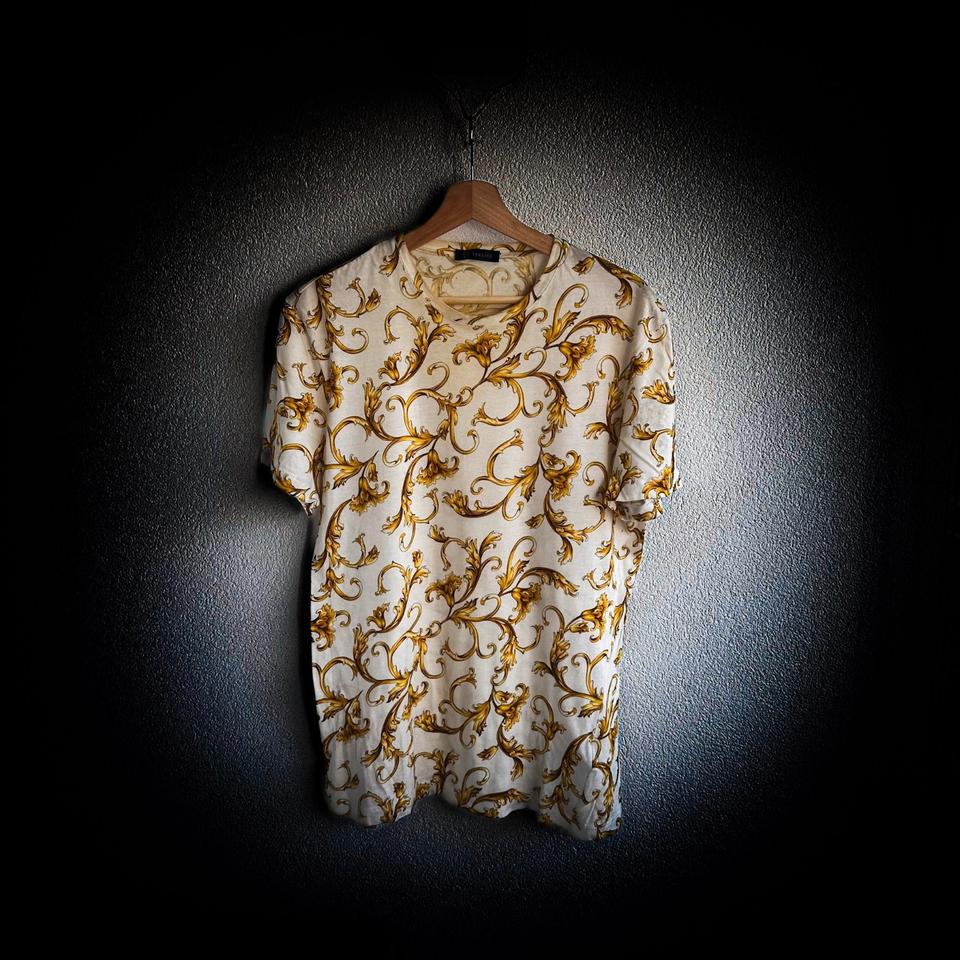 Moschino X H&M Hoodie Hand embroided gold Chain Limited