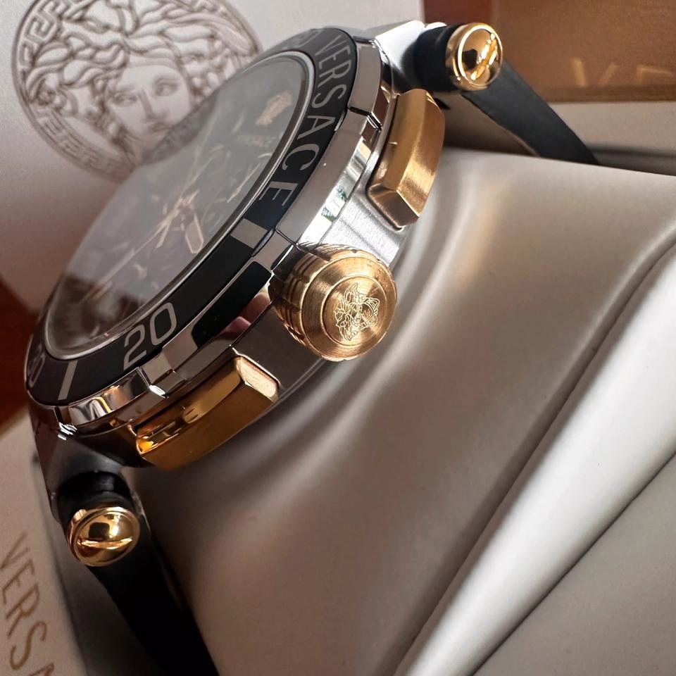 Versace Mainline Greca Chrono Uhr Medusa Full Set Swiss