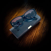 Valentino Sonnenbrille mit V Logo made in Italy mit Etui