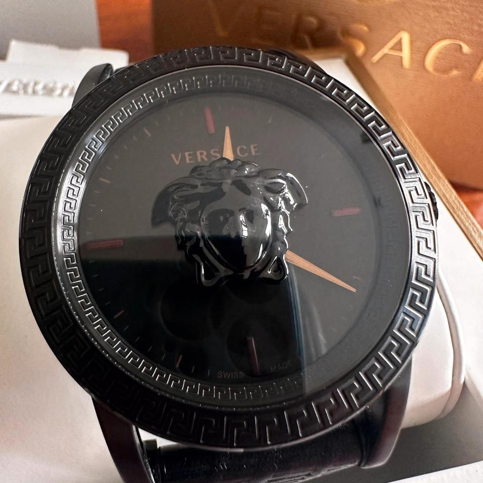 Versace Mainline Uhr Palazzo Empire Black on Black Medusa
