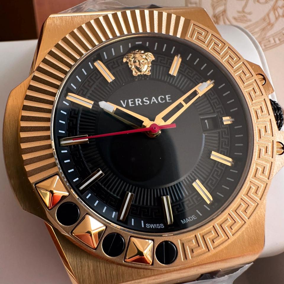 Versace Mainline Uhr Chain React Gold Medusa Swiss