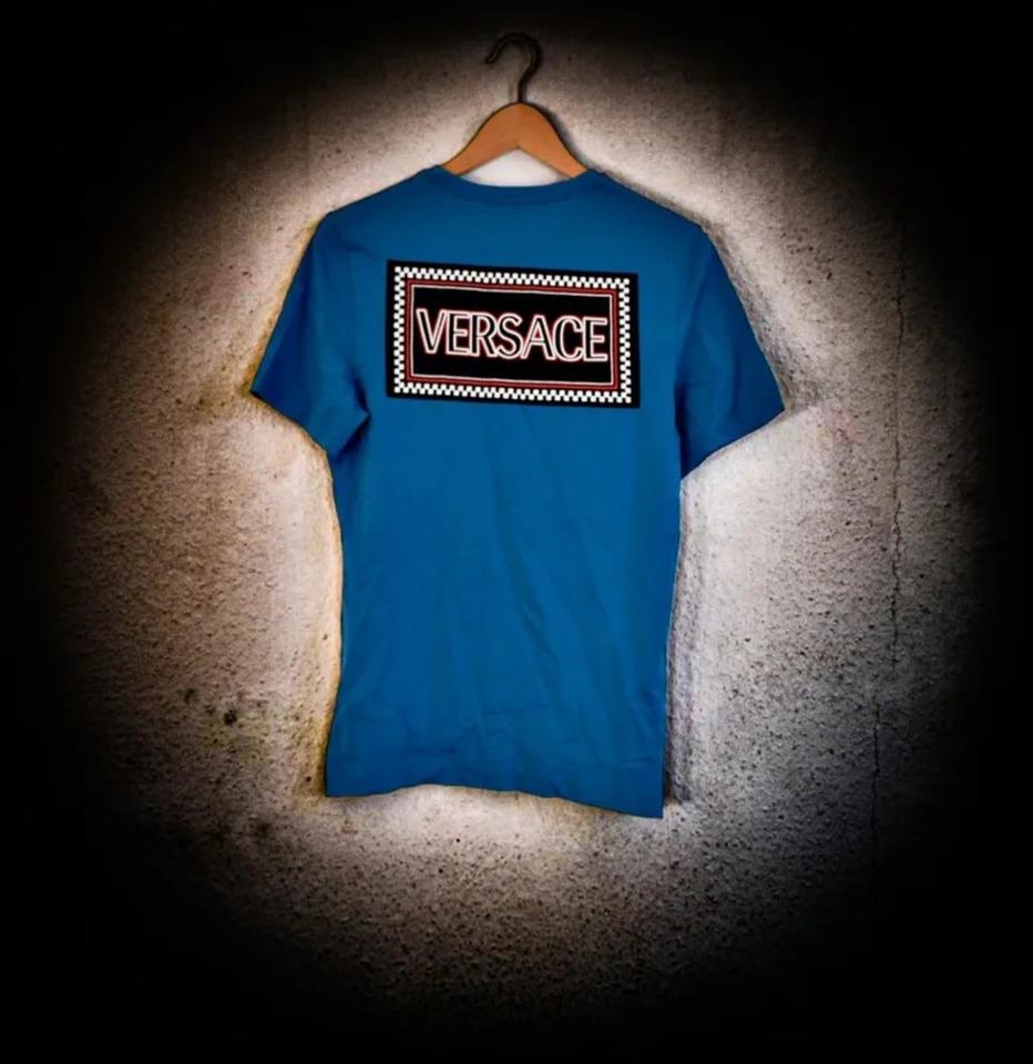 Versace Mainline T-Shirt Top Medusa Print auf Front und