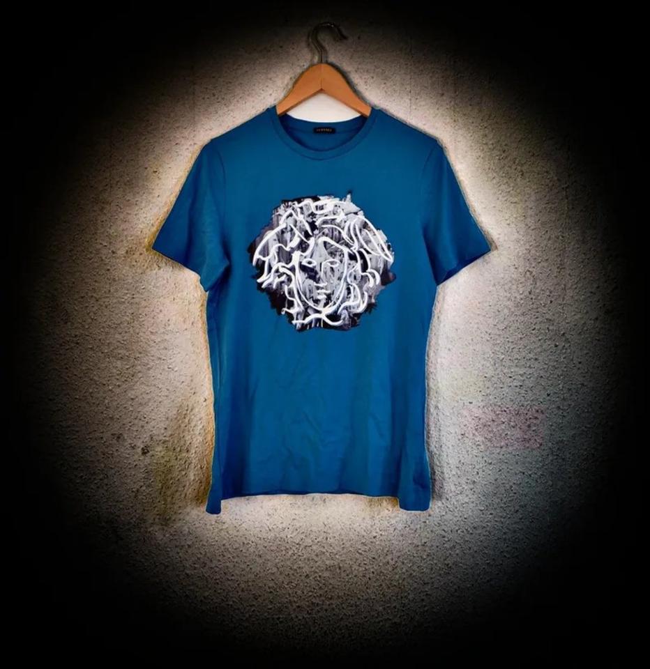 Versace Mainline T-Shirt Top Medusa Print auf Front und