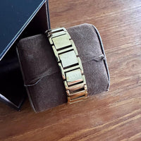 M&M Germany Uhr zwei Zeiger Cube Neu